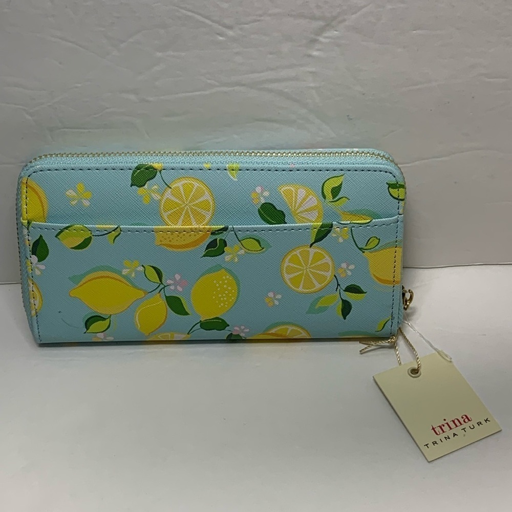 Trina Trina Vegan Faux Leather Wallet Zip Around Yellow Lemon Print NWT - Picture 2 of 7